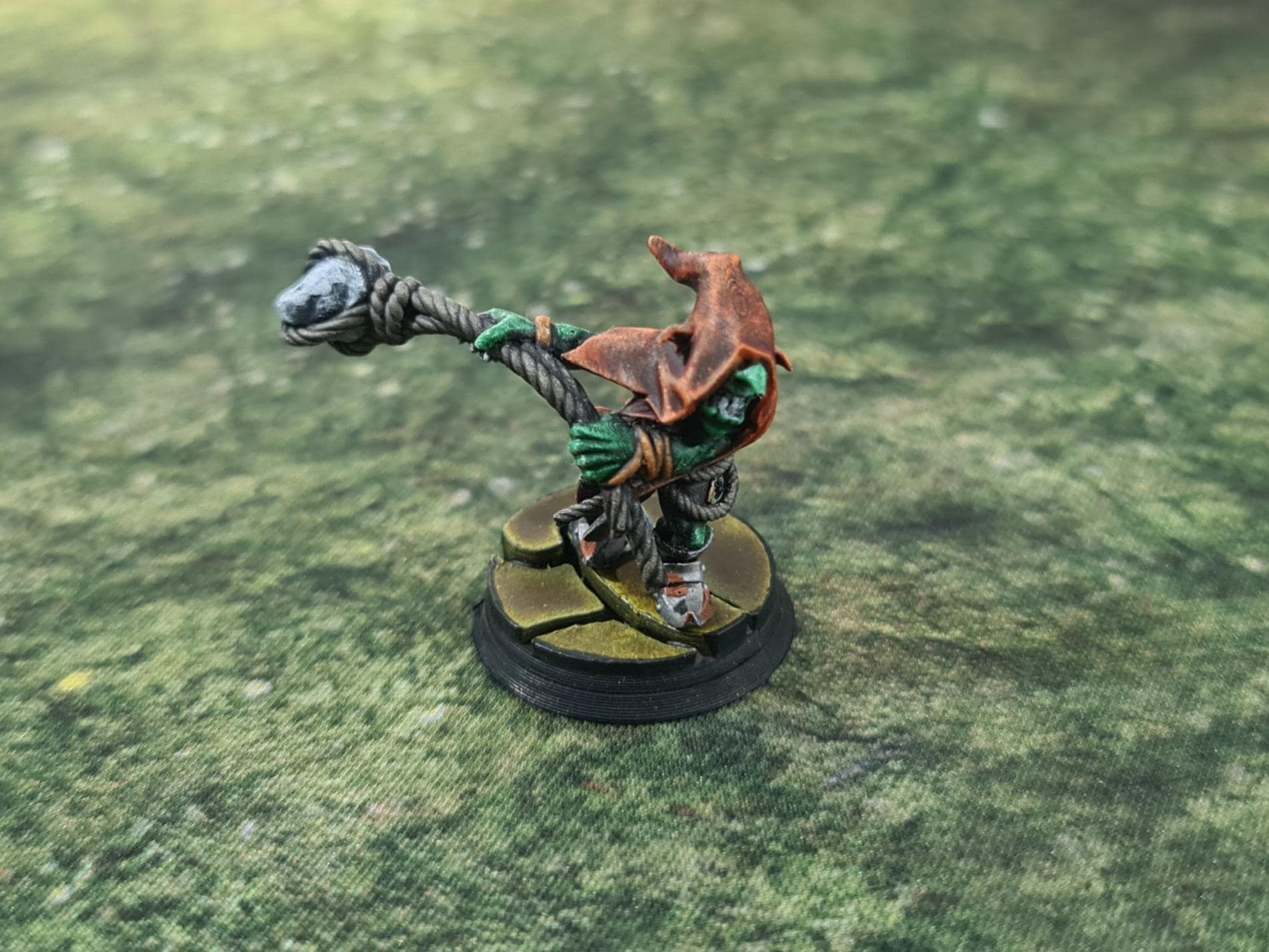 Orc & Goblin - x5 Swamp Goblins Stonethrowers - Goblin tribes - Highlands Miniature