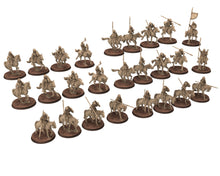 Load image into Gallery viewer, Dark Ages - Carolingian Cavalry with spears Lancers Cavalrymen Warriors Frank, Miniatures 28mm, Wargame Historical Saga... Medbury miniature
