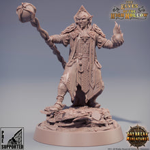 Load image into Gallery viewer, The Elves of the High Hollow - Arren Klooser, quest for glory, DayBreak Miniatures, for Wargames, Dungeons &amp; Dragons TTRPG
