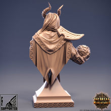 Load image into Gallery viewer, Emil Luckso - BUST, quest for glory, DayBreak Miniatures, for Wargames, Dungeons &amp; Dragons TTRPG
