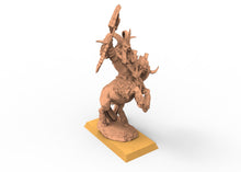 Load image into Gallery viewer, Beastmen - Centaurs Beastmen warriors of Chaos
