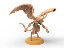 Load image into Gallery viewer, Beastmen - Harpies Eastern Chaos Beastmen
