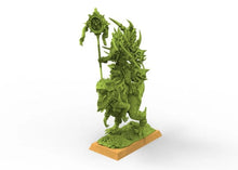 Charger l&#39;image dans la galerie, Lost temple - Saurian raptor rider Hero lizardmen usable for Oldhammer, battle, king of wars, 9th age
