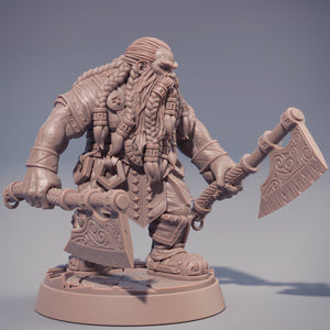 Dwarves - Dwarf Barbarian/Warrior with Axes Petri ”Red Axes” Redhalla, daybreak miniatures for wargames and Dungeons and Dragons/Pathfinder