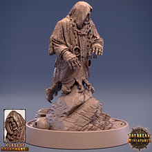 Charger l&#39;image dans la galerie, Undead - The Dust Monk of Dreadmarsh, The Unliving Horde of Dreadmarsh, daybreak miniatures
