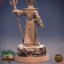 Charger l&#39;image dans la galerie, Wild hunters - Arch Mage Coronus, The Order of Greybone, daybreak miniatures
