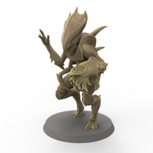 Charger l&#39;image dans la galerie, Fukai - The Devourers, Warrior Ranged, Fantasy Cult Miniatures
