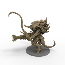 Load image into Gallery viewer, Fukai - Apex Morph, Fantasy Cult Miniatures, usable for tabletop wargame.
