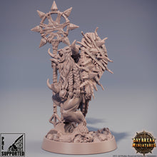 Charger l&#39;image dans la galerie, Beastmen - Gnieken the Skinner, The Rawmen of Haarkanjaka, daybreak miniatures
