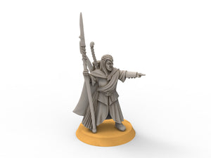 Darkwood - Unarmoured Forest Captain, Middle rings miniatures pour wargame D&D, SDA, Medbury miniatures