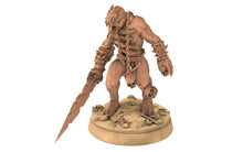 Charger l&#39;image dans la galerie, Beastmen - Posable Warriors of Chaos from the North
