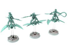 Load image into Gallery viewer, Dark city - x6 Arena Cult Speed Freaks Hoverboard Riders warriors Dark elves raiders eldar drow, Modular convertible 3D printed miniatures
