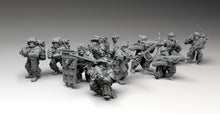 Charger l&#39;image dans la galerie, Imperial Army -Snow Troopers Heavy Weapons, imperial infantry, post apocalyptic empire, modular miniatures usable for tabletop wargame.
