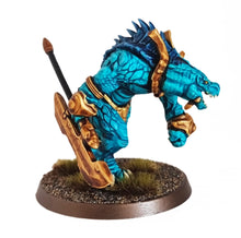 Load image into Gallery viewer, Lost temple - Caiman Hero lizardmen usable for wargames, Oldhammer, battle, king of wars, 9th age, dungeons and dragons
