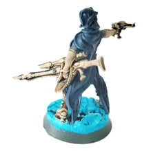 Load image into Gallery viewer, Space Elves - Bones Scouts
