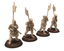 Load image into Gallery viewer, Medieval - Halberdier Captain, 13th century Generic men at arms Medieval soldiers, 28mm Historical Wargame, Saga... Medbury miniatures
