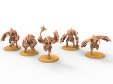 Load image into Gallery viewer, Beastmen - Horned Brutes with Shields Beastmen warriors of Chaos
