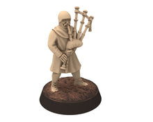 Load image into Gallery viewer, Medieval - Scotland - Scottish pikemen Staff, 14th century Generic pikemen Medieval, 28mm Historical Wargame, Saga... Medbury miniatures
