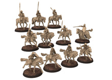 Charger l&#39;image dans la galerie, Medieval - Scotland - Generic Mounted sergeants spears at fight, 14th century Medieval, 28mm Historical Wargame, Saga... Medbury miniatures
