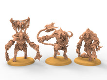 Load image into Gallery viewer, Beastmen - Horned Brutes with Shields Beastmen warriors of Chaos
