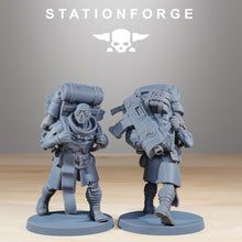 Charger l&#39;image dans la galerie, Socratis - Grand Master Chapter Chaplain, mechanized infantry, post apocalyptic empire, usable for tabletop wargame.
