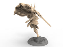 Charger l&#39;image dans la galerie, Humans - Aimer, Human Knight for Wargames, Pathfinder, Dungeons &amp; Dragons and other TTRPG.
