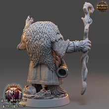 Charger l&#39;image dans la galerie, Bears warriors - Evener Smoke, The Wardens of Fury Peaks, daybreak miniatures, for Wargames, Pathfinder, Dungeons &amp; Dragons TTRPG
