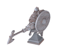 Load image into Gallery viewer, Bears warriors - Bust - Erik the Great, The Wardens of Fury Peaks, daybreak miniatures, for Wargames, Pathfinder, Dungeons &amp; Dragons TTRPG
