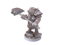 Load image into Gallery viewer, Bears warriors - Mercoria Tenfoot, The Wardens of Fury Peaks, daybreak miniatures, for Wargames, Pathfinder, Dungeons &amp; Dragons TTRPG
