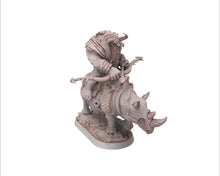 Charger l&#39;image dans la galerie, Ogre - Kshmeh Klatzmer on sewer rhino, Followers of the Moon Gulper, daybreak miniatures, for Wargames, Pathfinder, Dungeons &amp; Dragons TTRPG
