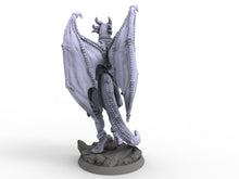 Load image into Gallery viewer, Creatures - Draconian Fighter, Time Abyss, for Wargames, Pathfinder, Dungeons &amp; Dragons and other TTRPG.
