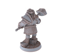 Load image into Gallery viewer, Bears warriors - Mercoria Tenfoot, The Wardens of Fury Peaks, daybreak miniatures, for Wargames, Pathfinder, Dungeons &amp; Dragons TTRPG
