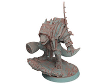 Load image into Gallery viewer, Crocodile warriors - Geezer Sharpeye - The Sharptails of Hacksaw River, daybreak miniatures, for Wargames, Pathfinder, Dungeons &amp; Dragons
