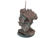 Load image into Gallery viewer, Crocodile warriors - Geezer Sharpeye - The Sharptails of Hacksaw River, daybreak miniatures, for Wargames, Pathfinder, Dungeons &amp; Dragons
