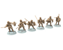 Load image into Gallery viewer, Vendel Era - Dark Age Spearmen fighting, Germanic Tribe Warband, 7 century, miniatures 28mm for wargame Historical... Medbury miniature
