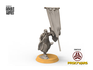 Darkwood - Armoured Wood Elves on foot - Banner, Middle rings miniatures pour wargame D&D, SDA...